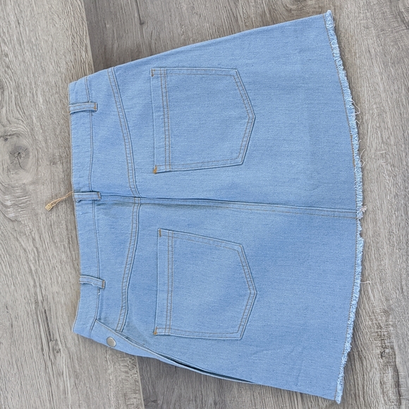 SIDE SNAP DENIM SKIRT - Picture 7 of 7